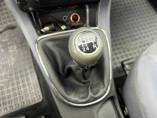 Сірий Фіат Браво, об'ємом двигуна 4 л та пробігом 194 тис. км за 4890 $, фото 23 на Automoto.ua