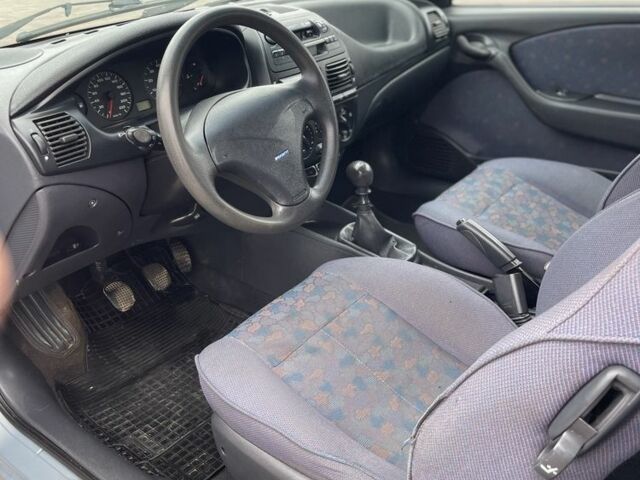 Серый Фиат Браво, объемом двигателя 1.2 л и пробегом 180 тыс. км за 1299 $, фото 7 на Automoto.ua