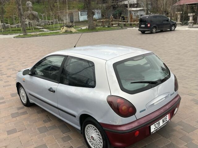 Серый Фиат Браво, объемом двигателя 1.2 л и пробегом 180 тыс. км за 1299 $, фото 3 на Automoto.ua