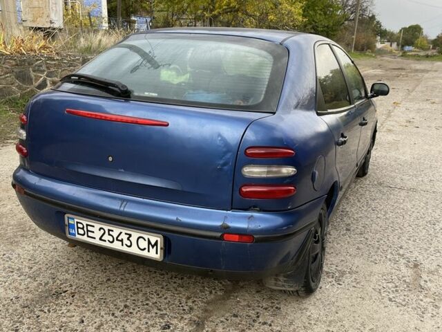 Синий Фиат Браво, объемом двигателя 1.6 л и пробегом 520 тыс. км за 1100 $, фото 2 на Automoto.ua