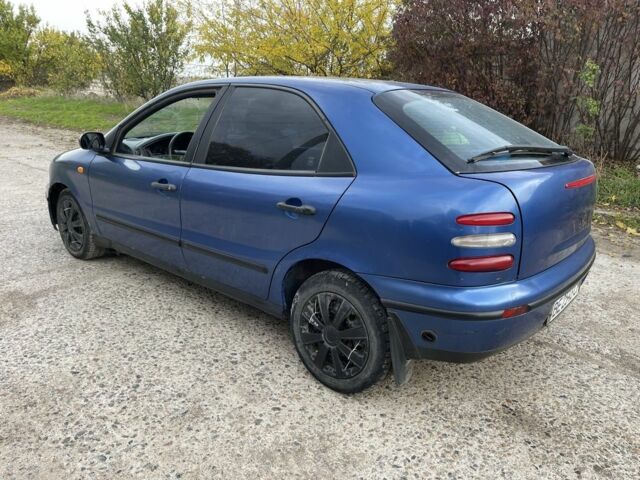 Синий Фиат Браво, объемом двигателя 1.6 л и пробегом 520 тыс. км за 1100 $, фото 4 на Automoto.ua