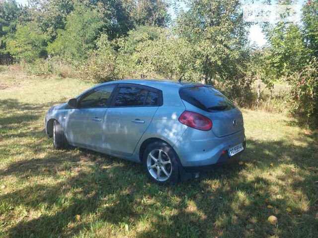 Синій Фіат Браво, об'ємом двигуна 1.37 л та пробігом 315 тис. км за 4500 $, фото 4 на Automoto.ua