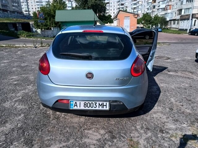 Синий Фиат Браво, объемом двигателя 1.4 л и пробегом 327 тыс. км за 3900 $, фото 6 на Automoto.ua