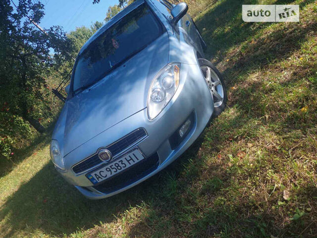 Синій Фіат Браво, об'ємом двигуна 1.37 л та пробігом 315 тис. км за 4500 $, фото 1 на Automoto.ua