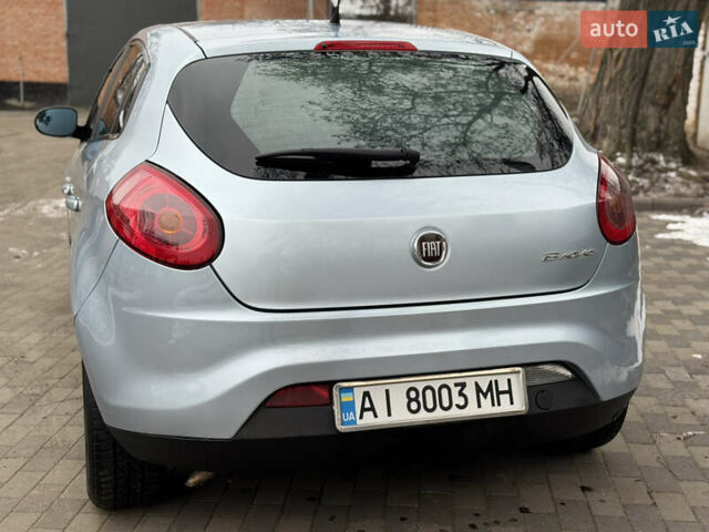 Синий Фиат Браво, объемом двигателя 1.37 л и пробегом 161 тыс. км за 3950 $, фото 10 на Automoto.ua