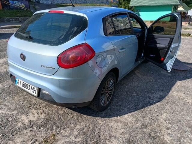 Синий Фиат Браво, объемом двигателя 1.4 л и пробегом 327 тыс. км за 3900 $, фото 8 на Automoto.ua