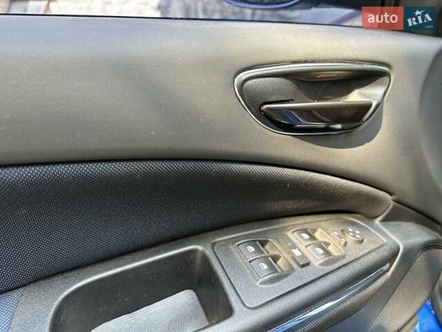 Синій Фіат Браво, об'ємом двигуна 1.37 л та пробігом 213 тис. км за 6200 $, фото 27 на Automoto.ua
