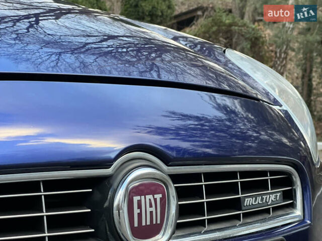 Синий Фиат Браво, объемом двигателя 1.6 л и пробегом 287 тыс. км за 4350 $, фото 7 на Automoto.ua