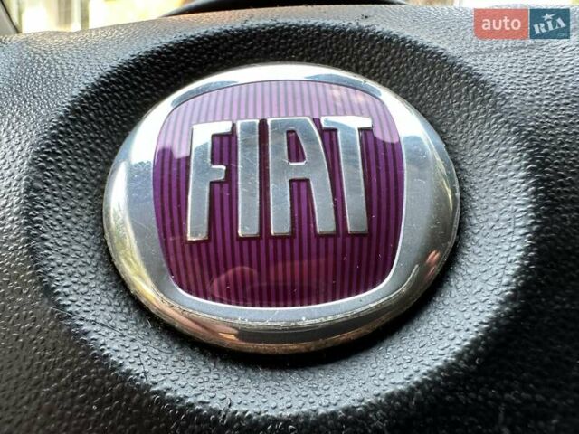 Синій Фіат Браво, об'ємом двигуна 1.37 л та пробігом 213 тис. км за 6200 $, фото 34 на Automoto.ua