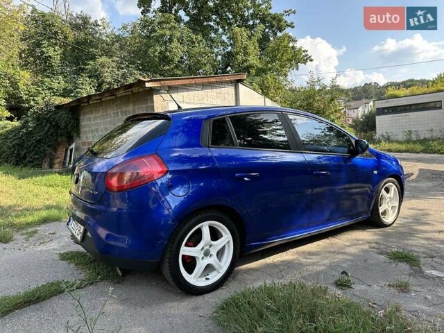 Синій Фіат Браво, об'ємом двигуна 1.37 л та пробігом 213 тис. км за 6200 $, фото 3 на Automoto.ua