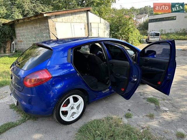 Синій Фіат Браво, об'ємом двигуна 1.37 л та пробігом 213 тис. км за 6200 $, фото 5 на Automoto.ua