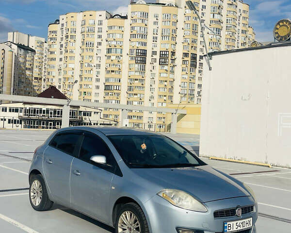 Синій Фіат Браво, об'ємом двигуна 1.4 л та пробігом 294 тис. км за 4400 $, фото 4 на Automoto.ua