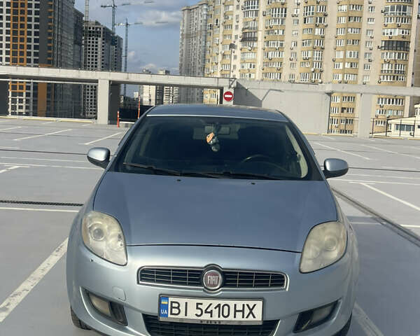 Синій Фіат Браво, об'ємом двигуна 1.37 л та пробігом 265 тис. км за 4900 $, фото 5 на Automoto.ua