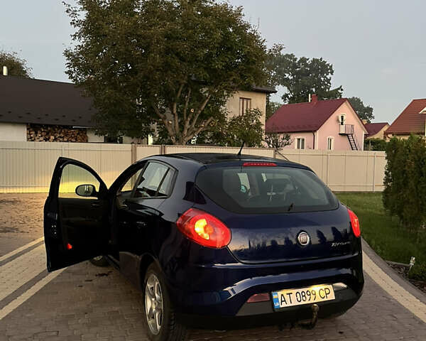 Синий Фиат Браво, объемом двигателя 1.6 л и пробегом 236 тыс. км за 4800 $, фото 2 на Automoto.ua