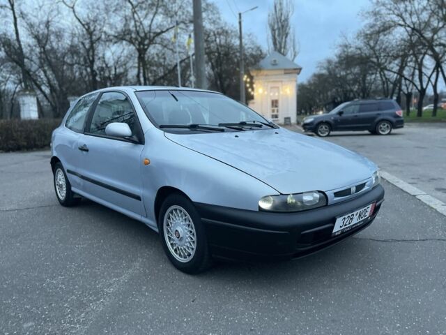 Синий Фиат Браво, объемом двигателя 1.2 л и пробегом 190 тыс. км за 1200 $, фото 3 на Automoto.ua