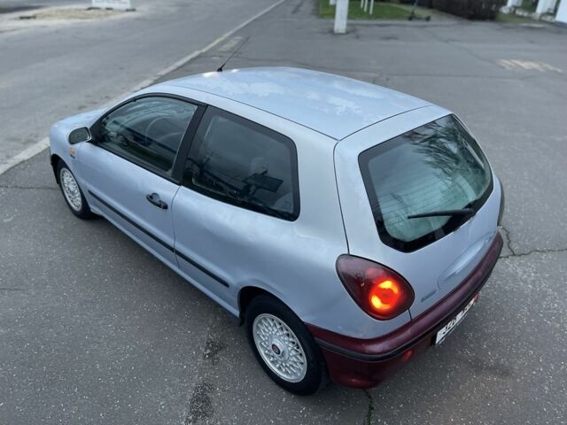 Синий Фиат Браво, объемом двигателя 1.2 л и пробегом 190 тыс. км за 1200 $, фото 9 на Automoto.ua