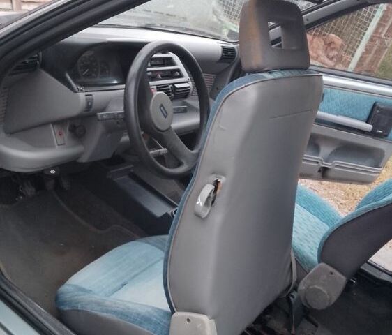 Серый Фиат Чинквеченто, объемом двигателя 0.7 л и пробегом 92 тыс. км за 1300 $, фото 2 на Automoto.ua