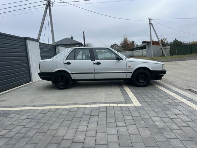 Белый Фиат Крома, объемом двигателя 2 л и пробегом 250 тыс. км за 899 $, фото 3 на Automoto.ua