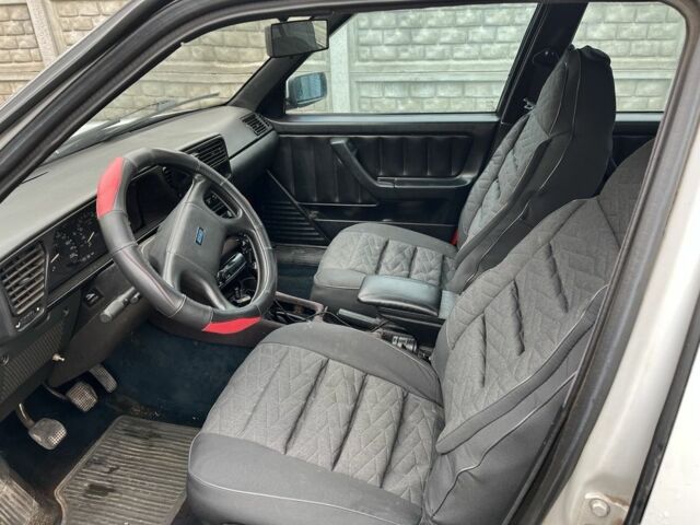 Білий Фіат Croma, об'ємом двигуна 2 л та пробігом 250 тис. км за 650 $, фото 6 на Automoto.ua