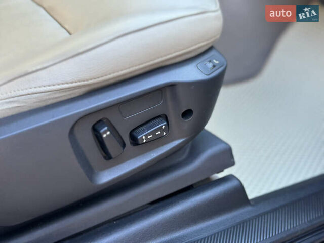 Черный Фиат Крома, объемом двигателя 2.4 л и пробегом 270 тыс. км за 4200 $, фото 62 на Automoto.ua