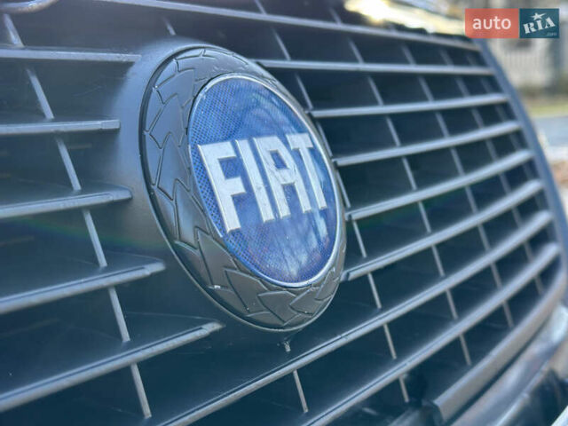 Черный Фиат Крома, объемом двигателя 2.4 л и пробегом 270 тыс. км за 4200 $, фото 16 на Automoto.ua