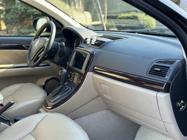 Черный Фиат Крома, объемом двигателя 2.4 л и пробегом 270 тыс. км за 4300 $, фото 11 на Automoto.ua