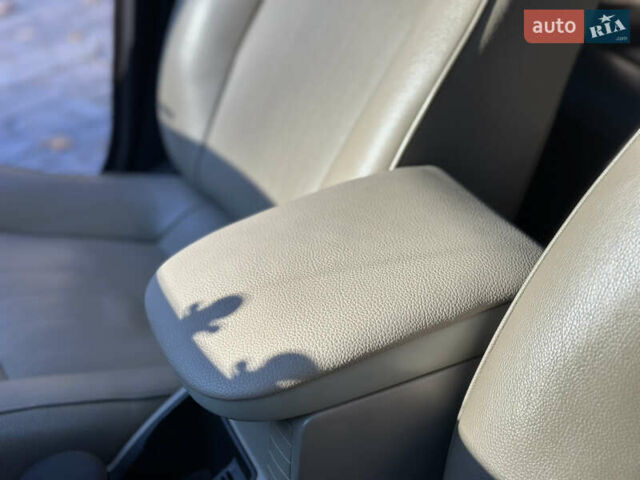 Черный Фиат Крома, объемом двигателя 2.4 л и пробегом 270 тыс. км за 4200 $, фото 50 на Automoto.ua