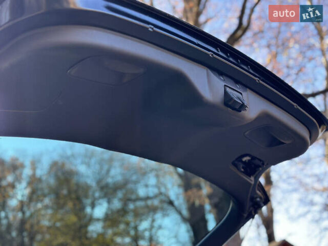 Черный Фиат Крома, объемом двигателя 2.4 л и пробегом 270 тыс. км за 4200 $, фото 76 на Automoto.ua