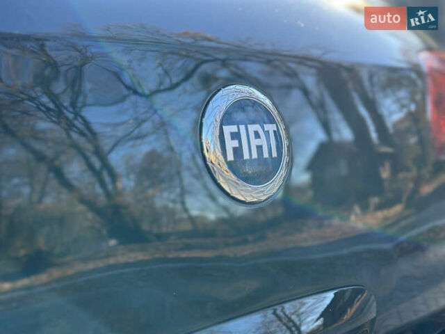 Черный Фиат Крома, объемом двигателя 2.4 л и пробегом 270 тыс. км за 4200 $, фото 28 на Automoto.ua