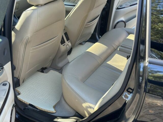 Черный Фиат Крома, объемом двигателя 2.4 л и пробегом 270 тыс. км за 4300 $, фото 8 на Automoto.ua