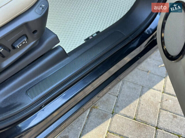 Черный Фиат Крома, объемом двигателя 2.4 л и пробегом 270 тыс. км за 4200 $, фото 63 на Automoto.ua