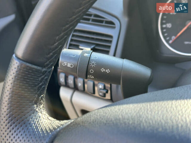 Черный Фиат Крома, объемом двигателя 2.4 л и пробегом 270 тыс. км за 4200 $, фото 43 на Automoto.ua