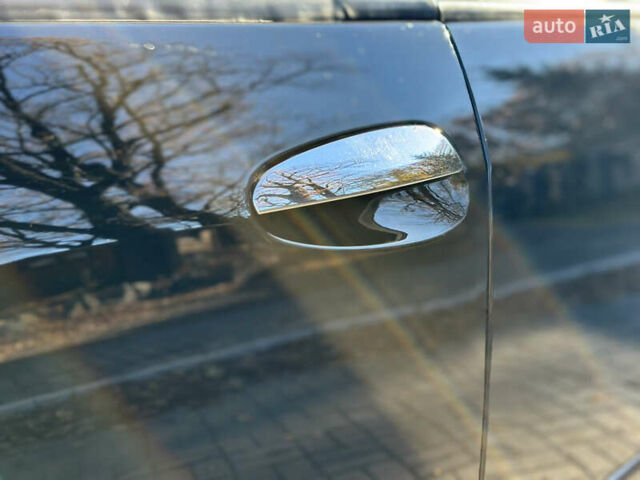 Черный Фиат Крома, объемом двигателя 2.4 л и пробегом 270 тыс. км за 4200 $, фото 11 на Automoto.ua