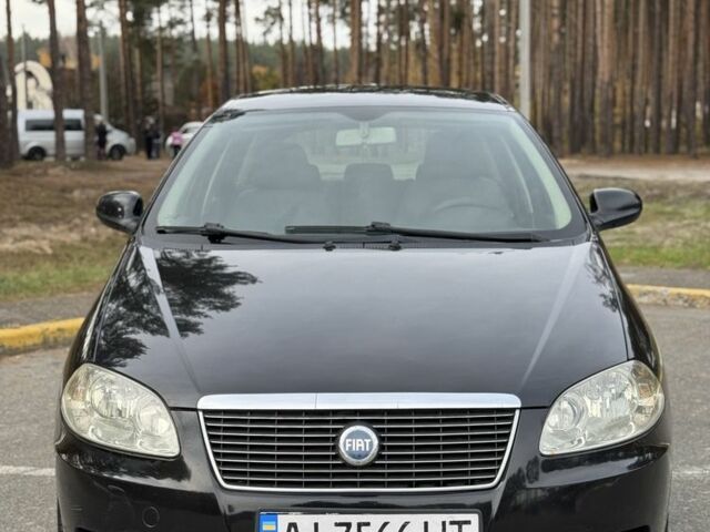 Черный Фиат Крома, объемом двигателя 1.8 л и пробегом 300 тыс. км за 3600 $, фото 2 на Automoto.ua