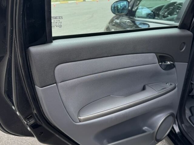 Черный Фиат Крома, объемом двигателя 1.8 л и пробегом 300 тыс. км за 3600 $, фото 14 на Automoto.ua