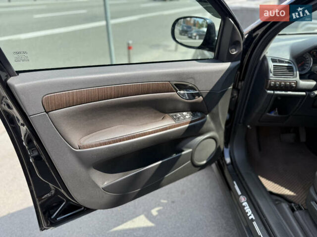 Черный Фиат Крома, объемом двигателя 1.91 л и пробегом 381 тыс. км за 4999 $, фото 13 на Automoto.ua