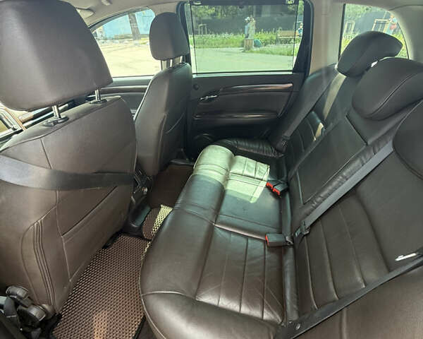 Черный Фиат Крома, объемом двигателя 1.91 л и пробегом 381 тыс. км за 4999 $, фото 20 на Automoto.ua