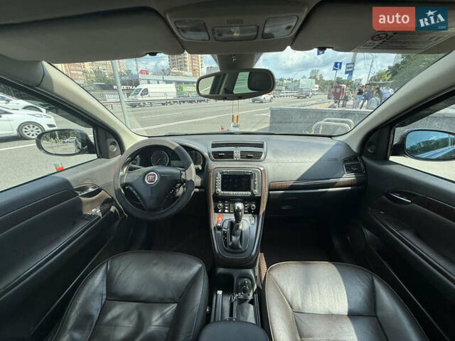 Черный Фиат Крома, объемом двигателя 1.91 л и пробегом 381 тыс. км за 4999 $, фото 12 на Automoto.ua