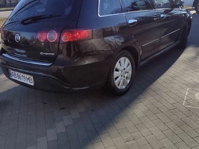 Чорний Фіат Croma, об'ємом двигуна 1.9 л та пробігом 227 тис. км за 5900 $, фото 3 на Automoto.ua