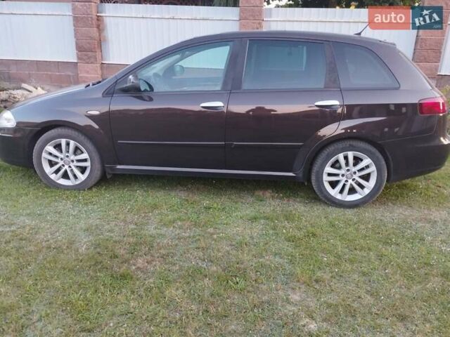 Коричневый Фиат Крома, объемом двигателя 1.9 л и пробегом 418 тыс. км за 5000 $, фото 2 на Automoto.ua