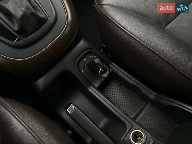 Коричневый Фиат Крома, объемом двигателя 2.39 л и пробегом 228 тыс. км за 7490 $, фото 36 на Automoto.ua