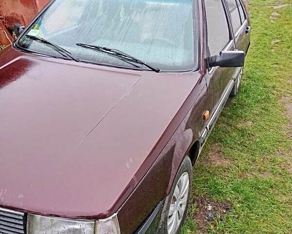 Коричневый Фиат Крома, объемом двигателя 2 л и пробегом 215 тыс. км за 1000 $, фото 1 на Automoto.ua