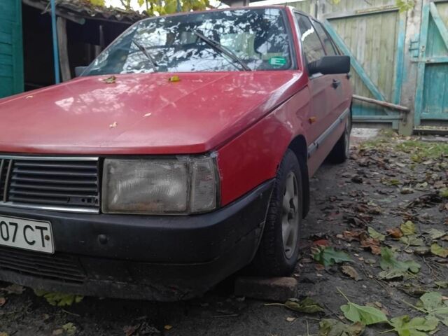 Красный Фиат Крома, объемом двигателя 2 л и пробегом 1 тыс. км за 1000 $, фото 1 на Automoto.ua