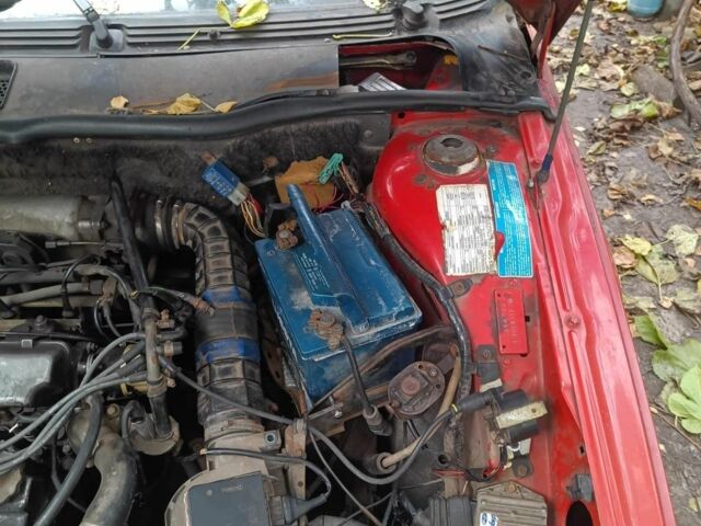 Красный Фиат Крома, объемом двигателя 2 л и пробегом 1 тыс. км за 1000 $, фото 5 на Automoto.ua