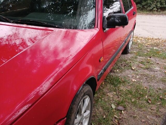 Красный Фиат Крома, объемом двигателя 1.6 л и пробегом 300 тыс. км за 654 $, фото 3 на Automoto.ua