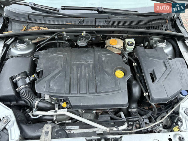 Фиат Крома, объемом двигателя 1.9 л и пробегом 267 тыс. км за 5550 $, фото 17 на Automoto.ua