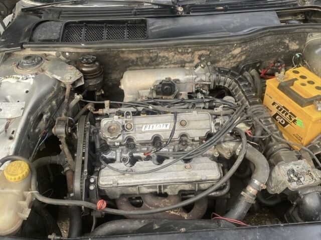 Серый Фиат Крома, объемом двигателя 2 л и пробегом 200 тыс. км за 728 $, фото 4 на Automoto.ua