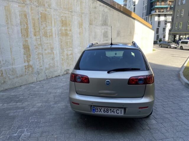 Серый Фиат Крома, объемом двигателя 1.9 л и пробегом 430 тыс. км за 5500 $, фото 6 на Automoto.ua