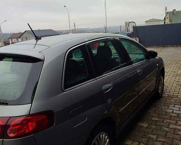 Серый Фиат Крома, объемом двигателя 1.8 л и пробегом 221 тыс. км за 5800 $, фото 13 на Automoto.ua