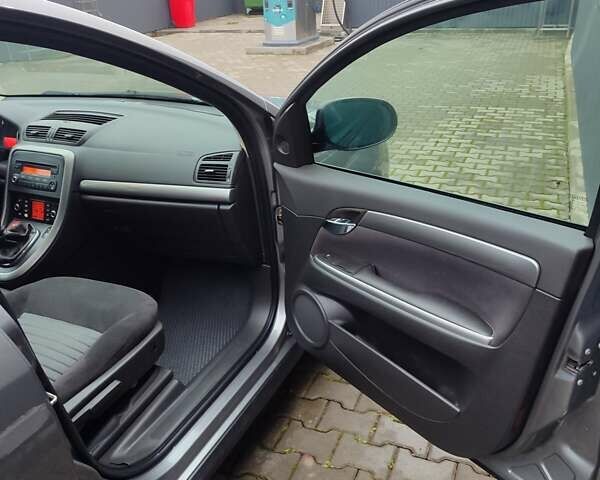 Серый Фиат Крома, объемом двигателя 1.8 л и пробегом 221 тыс. км за 5800 $, фото 5 на Automoto.ua